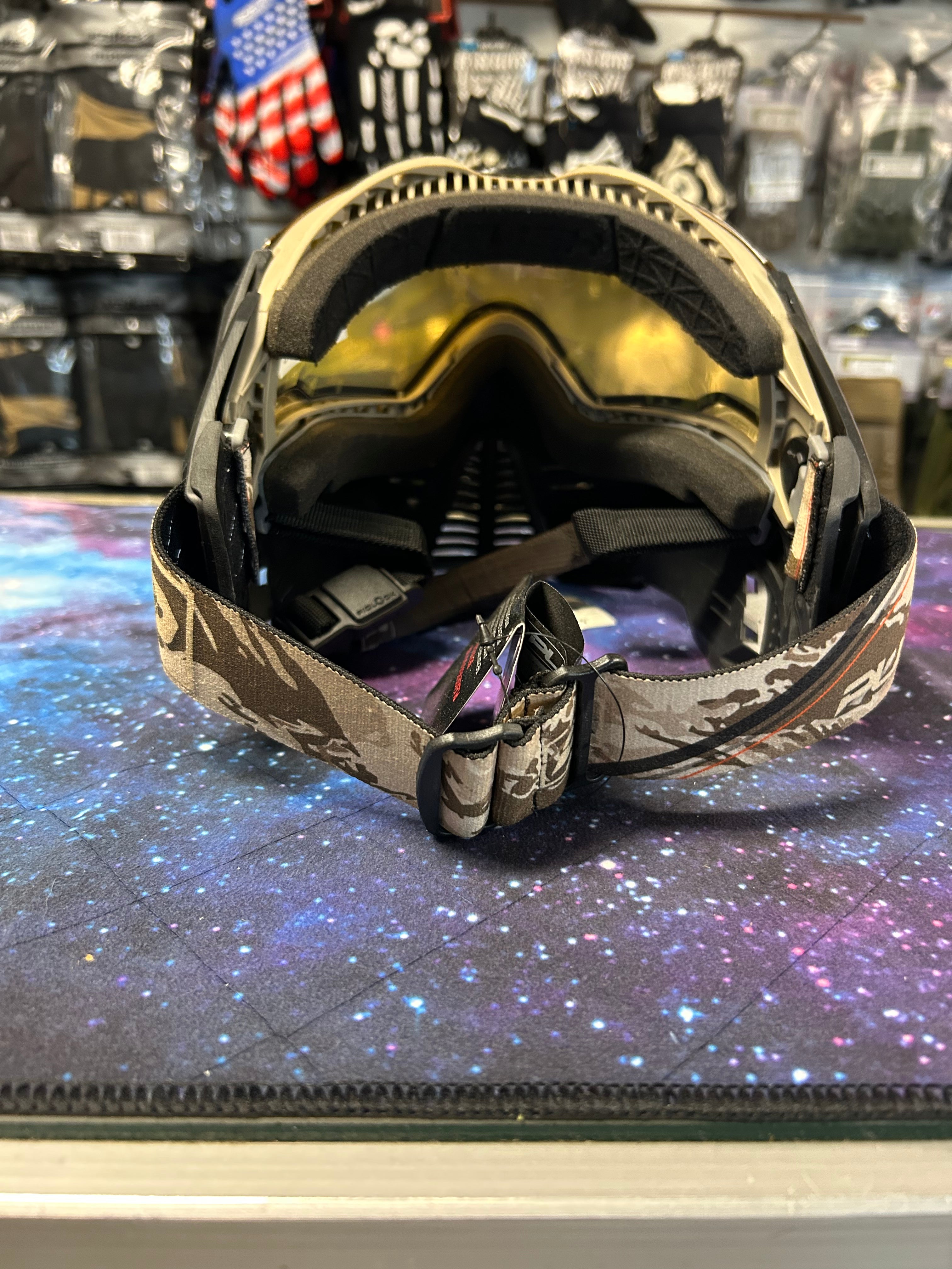 Push Unite Black/Tan