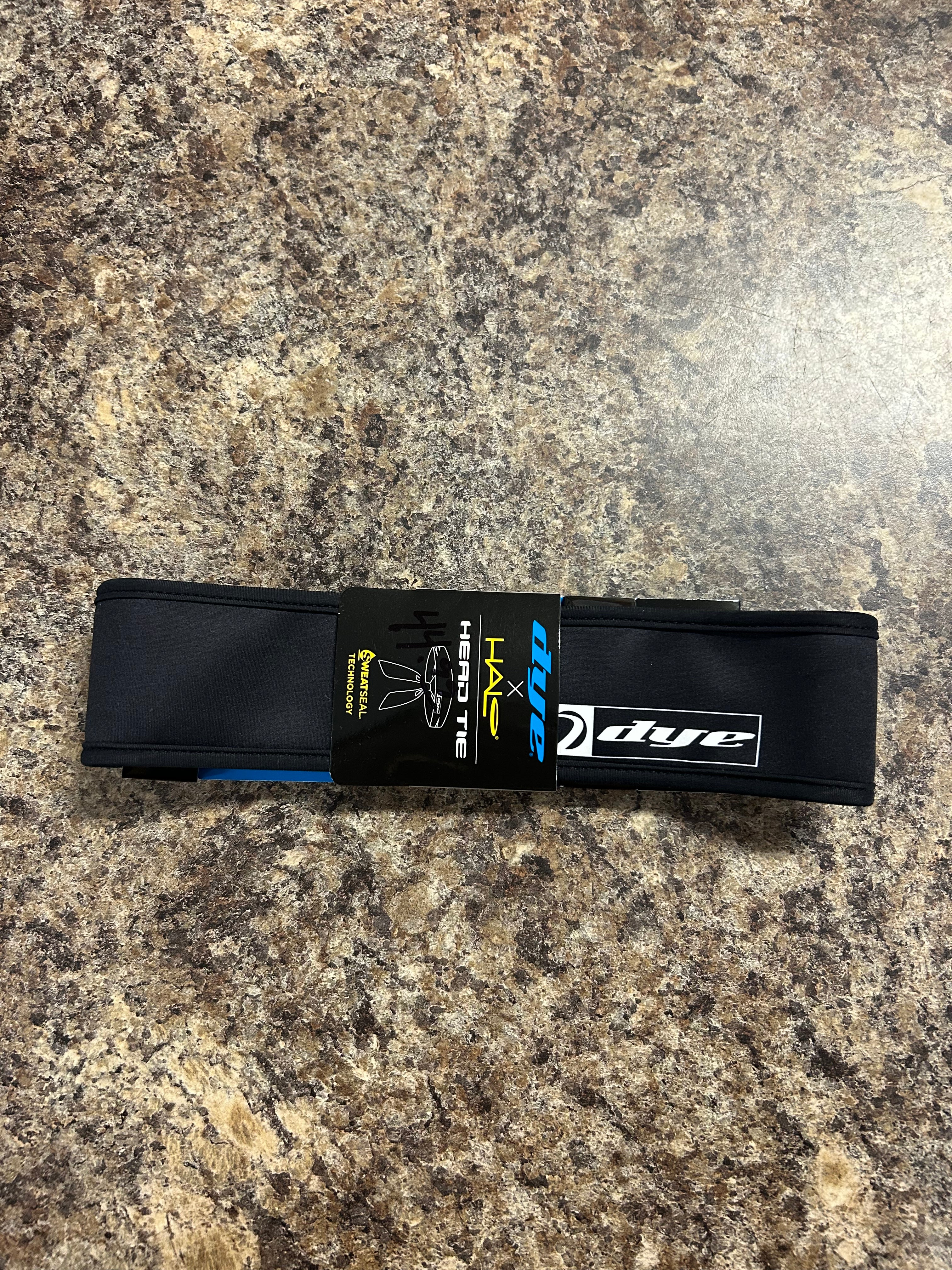 Dye Headband Black/White